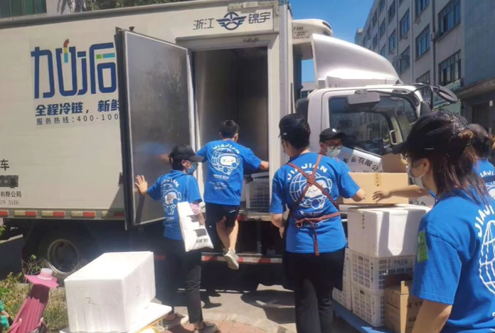 共克时艰战疫情，ag旗舰厅官网入口一直在路上